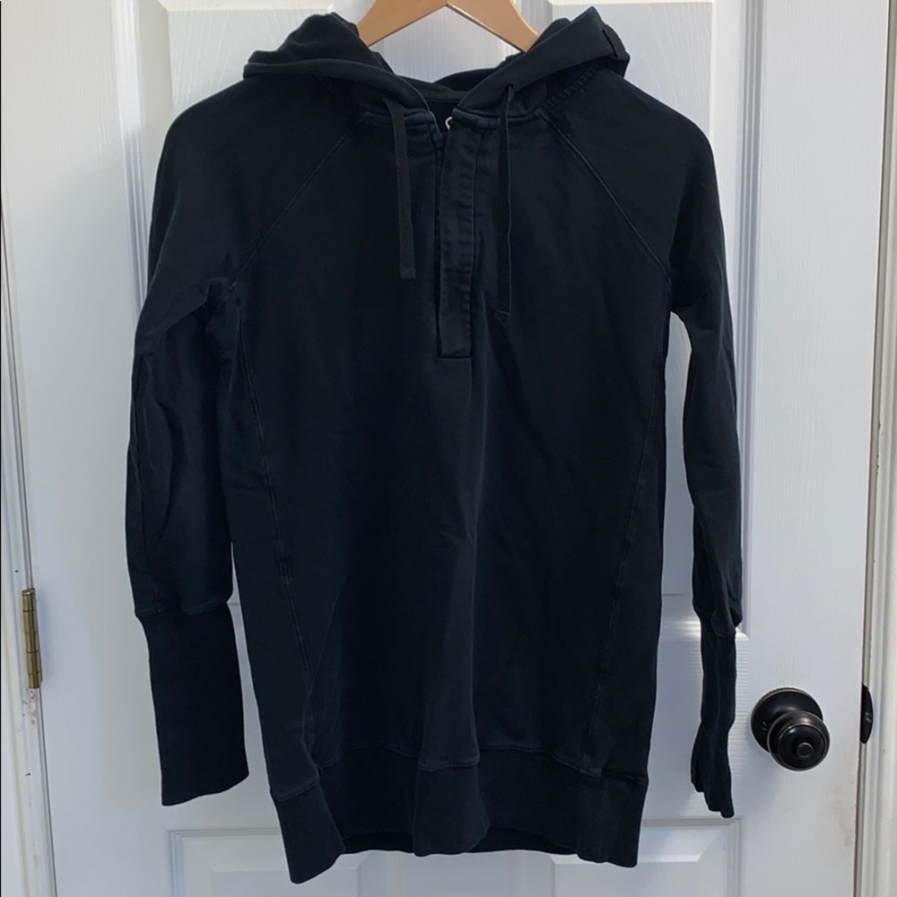 Lulu hoodie.